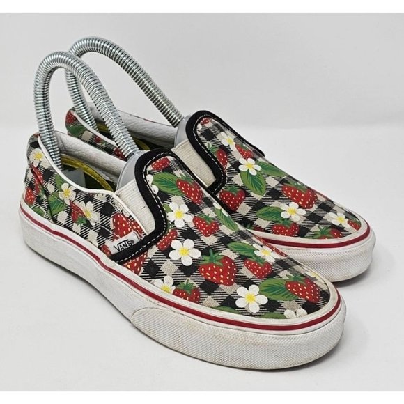 Vans Youth Classic Slip-on‎ Strawberry Gingham Skate Shoe Size 2.5 Y - Picture 1 of 7